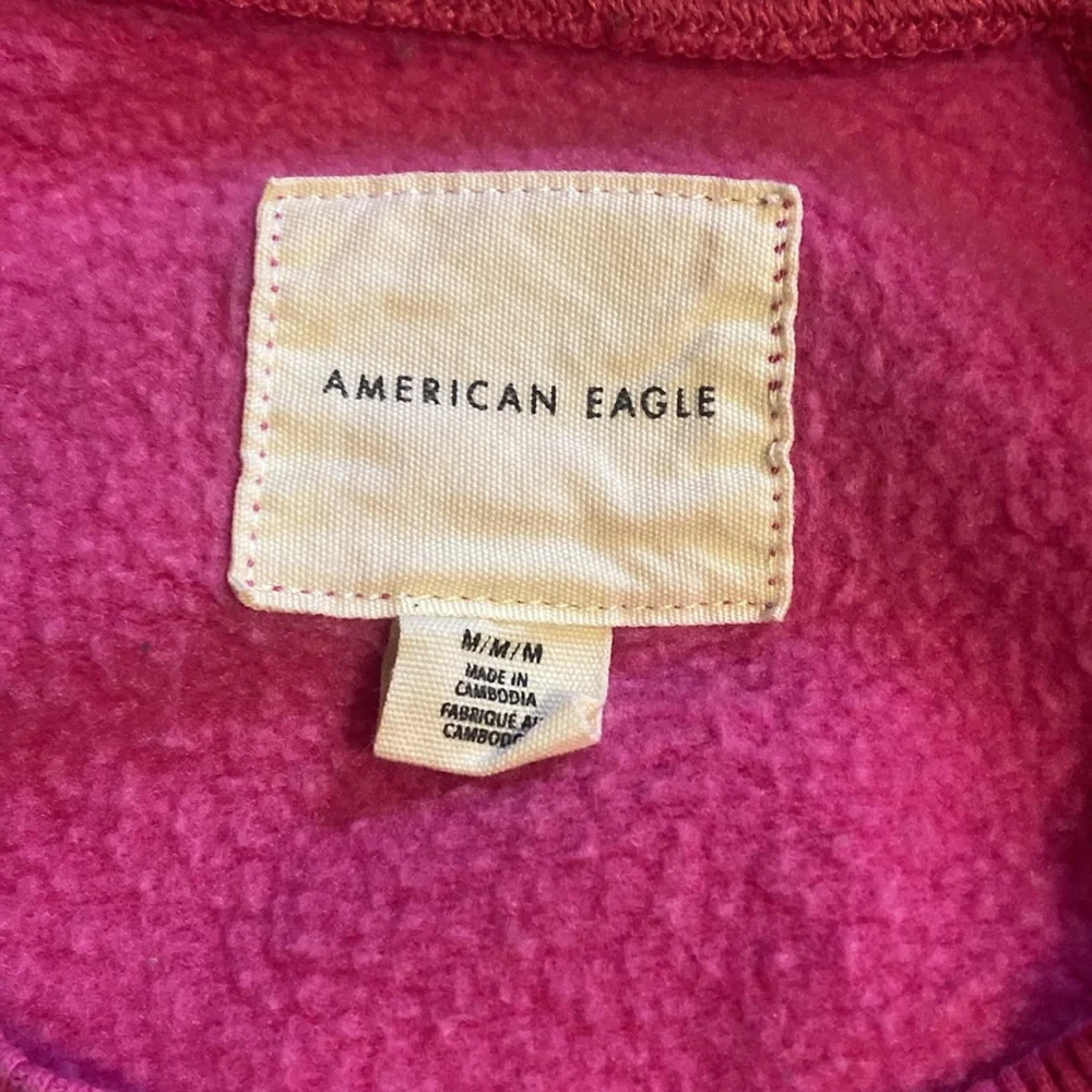 American eagle women’s crewneck!! - Picture 2 of 3